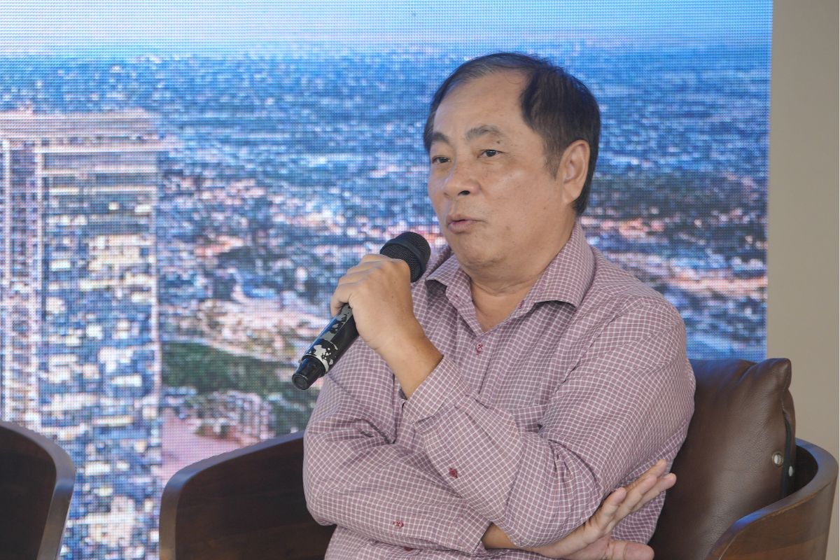  Ông Đinh Thế Hiển, Chuyên gia kinh tế và quy hoạch đô thị chia sẻ tại Tọa đàm về quy hoạch Thủ Đức.